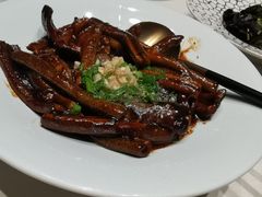 响油鳝丝-蝶园·装修中(BFC外滩金融中心店)