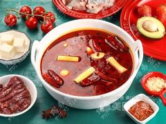 -马家斑.鲜鱼火锅(松湖万科店)