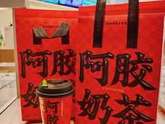 -奈雪的茶(广州万菱汇PRO店)