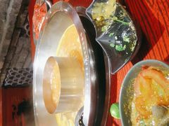 -谭鸭血老火锅(远大购物广场店)