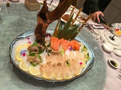 -景月阁空中食府(希尔顿酒店)