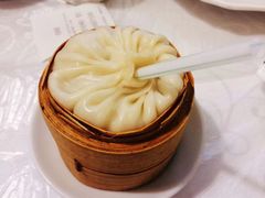-新镇江酒家(南京西路店)