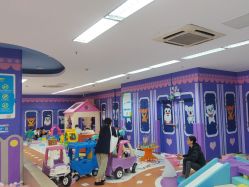 -孩子王童乐园(马群店)