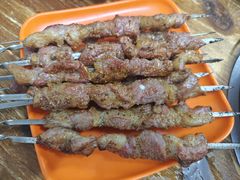 -洞庭洲·防空洞火锅·烧烤·铜锅涮肉(新百广场店)