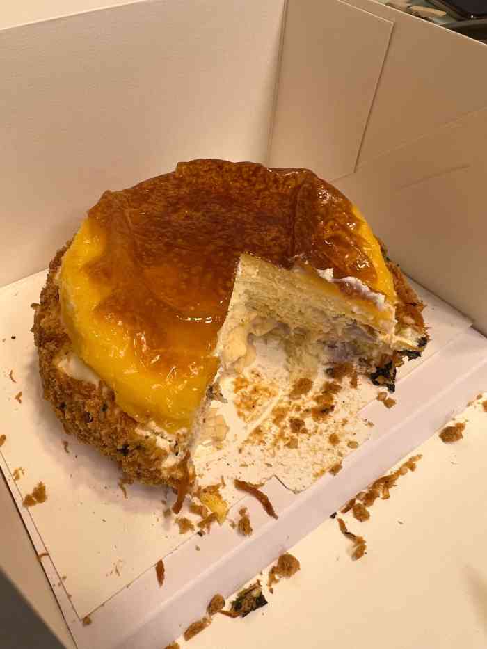 喜茶(港汇恒隆广场lab店)-"2020.6.16第一次尝了「爆芋泥蛋糕.