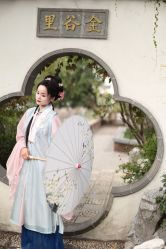 -一揽芳华汉服旗袍体验馆(拙政园店)