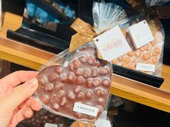 -Laderach 莱德拉(上海环贸iapm店)