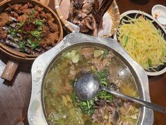 -谢老五跷脚牛肉·非遗传承店