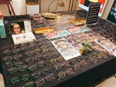 -肆兮眼镜·蔡司·徕卡战略合作店(大坪店)