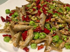 泡豇豆煸猫猫鱼-鱼凫人家