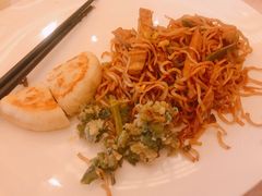 -曲江惠宾苑宾馆(大雁塔大唐不夜城店)