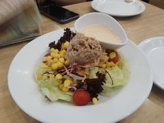 丁香鱼沙拉-萨莉亚意式餐厅(上下九店)