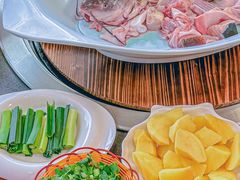 -老刘生态大鱼坊铁锅炖鱼(赛马场店)