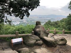 -灵岩山风景区
