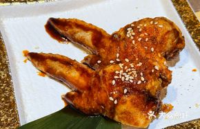 Black Truffle Chicken Wings
