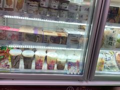 -全家便利店(虹桥路四店)