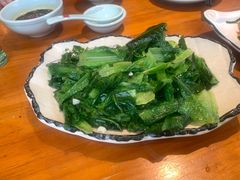 -梁姐啤酒鱼(兴坪古镇店)