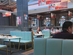 -阿瓦山寨·湘菜现炒·剁椒鱼头王(咸阳总店)