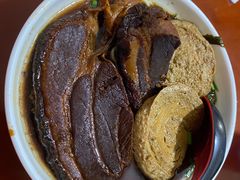 -小龙大肉面馆