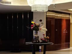 -朗丽兹自助餐厅