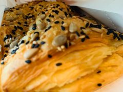 熏鸡芝士丹麦酥三明治-Seesaw Coffee(朝阳大悦城店)