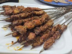 -三江源美食城
