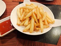 -WOLFGANG PUCK KITCHEN & BAR(迪士尼小镇店)