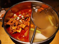 牛杂鸳鸯锅-左庭右院鲜牛肉火锅(环球港店)