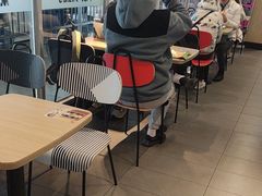 -麦当劳(轻轨曹杨路店)