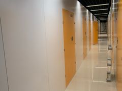 -安东易迷你自助仓储寄存仓库(草桥店)