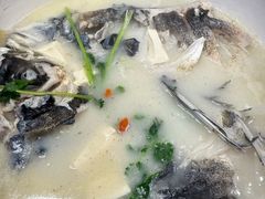 鱼头豆腐汤-宝荣鱼馆·临湖之宴(千岛湖店)