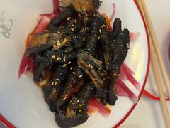 -毛辣果·贵州红酸汤牛肉火锅(西单店)