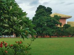 -侯臣咖啡文化村