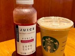 蓝莓草莓混合果汁-星巴克(成都太古里二店)