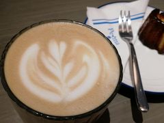 热拿铁-Perma Café樸門(五羊店)