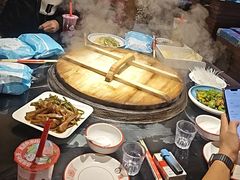 -鱼窝棚柴火铁锅炖(富山屯店)