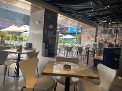 大堂-野萃山·潮汕厚果汁(十亩地店)