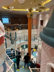 -奈尔宝·儿童乐园·亲子餐厅(苏州大悦城店)