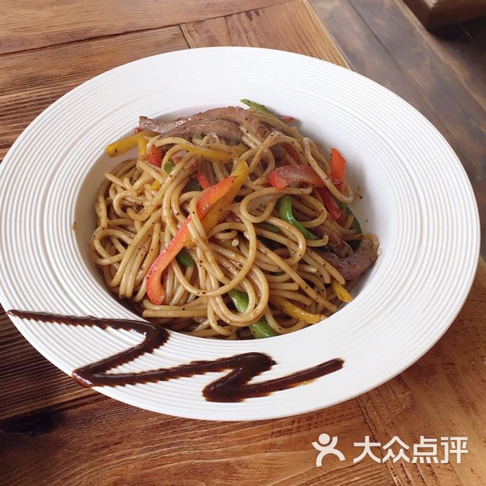 黑椒牛排意面