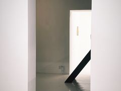 -胶囊画廊