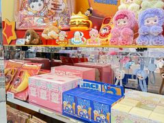 -泡泡玛特POPMART(侨福芳草地店)