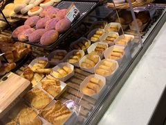 -巴黎贝甜(大宁国际商业广场店)