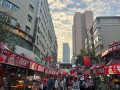 -正宁路小吃夜市
