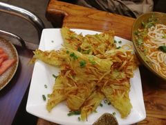 -滇香肴·云南菜蒸汽石锅鱼(云南北路店)