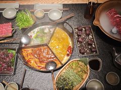 -三出山火锅(南京万象天地店)