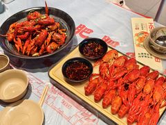 -肥肥虾庄·金牌油焖大虾(杨园滨江时代walk店)