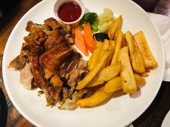 -小主人西餐厅 master table(青年中路店)