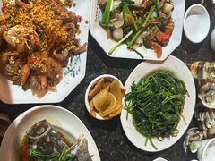 -岛中岛·海鲜大排档·万宁老字号(东澳店)