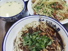 -雪琴面馆富安特色鱼汤面(城中花园店)