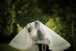 -巴黎婚纱摄影工作室